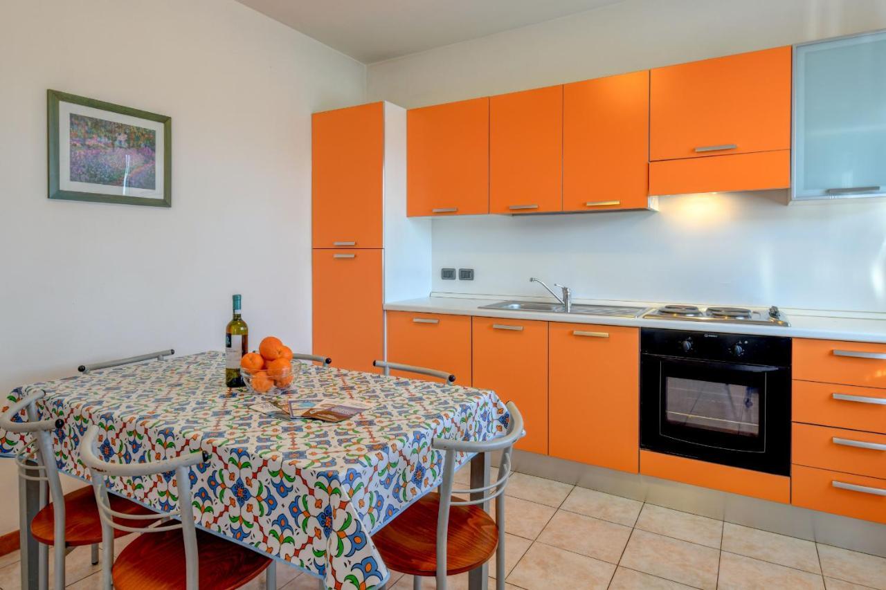 Residence Meridiana Peschiera del Garda Exterior foto